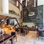 Kronwell Brasov Hotel